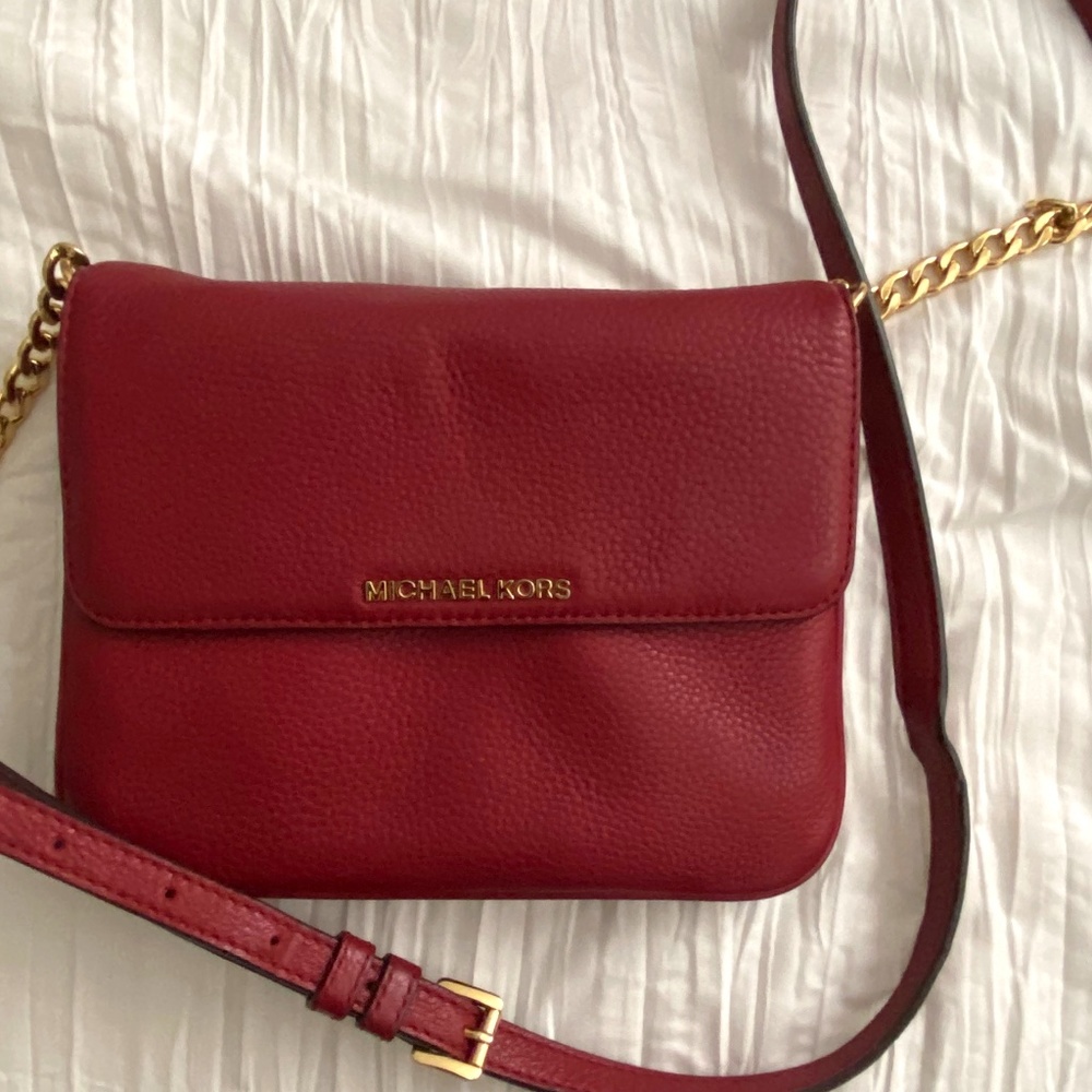 Fushisa Michael Kors Pebbled Leather Crossbody